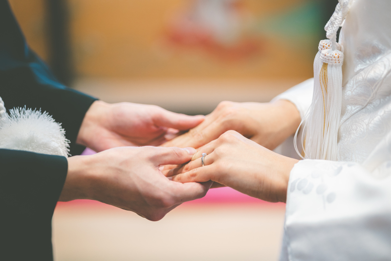 まるで結婚式を挙げているかのようなお写真♪