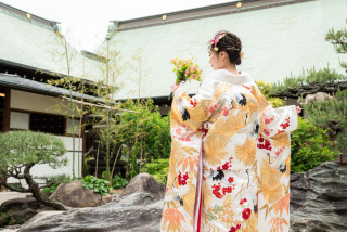 色打掛×日本庭園