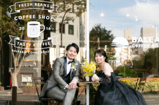 ◇ロケの魅力を解説!◇お手軽に外国のような街並み撮影が叶うカフェ前撮影