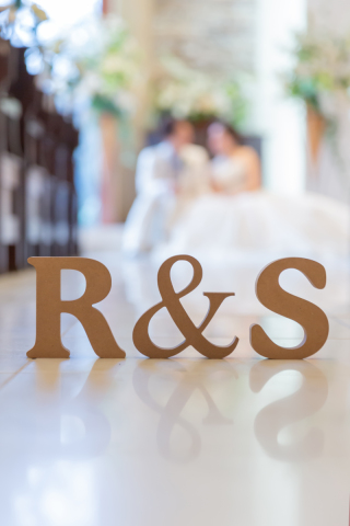 火曜日は定休日です