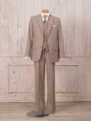 ◆衣装のご紹介◆カジュアルにもフォーマルにも◎ベージュタキシード