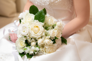 撮影とパーティーで「おふたりらしい結婚お披露目」をしませんか？