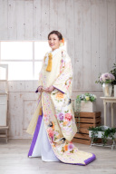 ◆衣装のご紹介◆伝統と現代の融合・クリーム色の色打掛