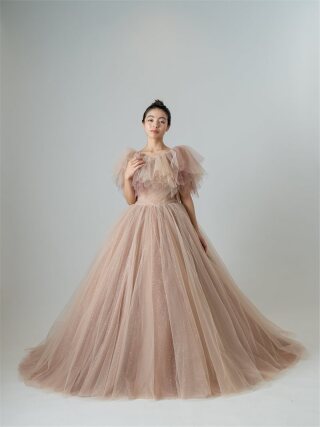 新作ドレス　続々入荷してます！