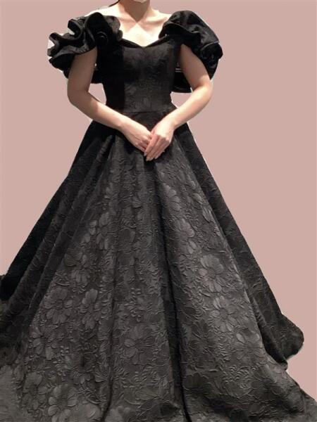 【漆黒は正義】店員のオススメドレスをご紹介！！【シックをアナタに】