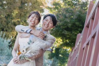 おふたりの愛が伝わる『ハグショット』♡