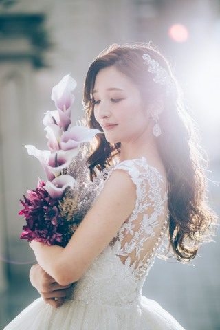 フォトウエディングはおふたりともが主役!ご新婦様のソロカットをご紹介♪