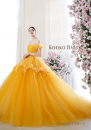 今日はミモザの日♪ハッピーなイエローカラーのドレスをご紹介！