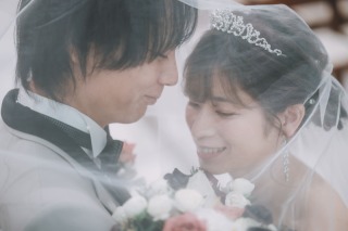 幻想的なベールインショットはいかがでしょうか♪