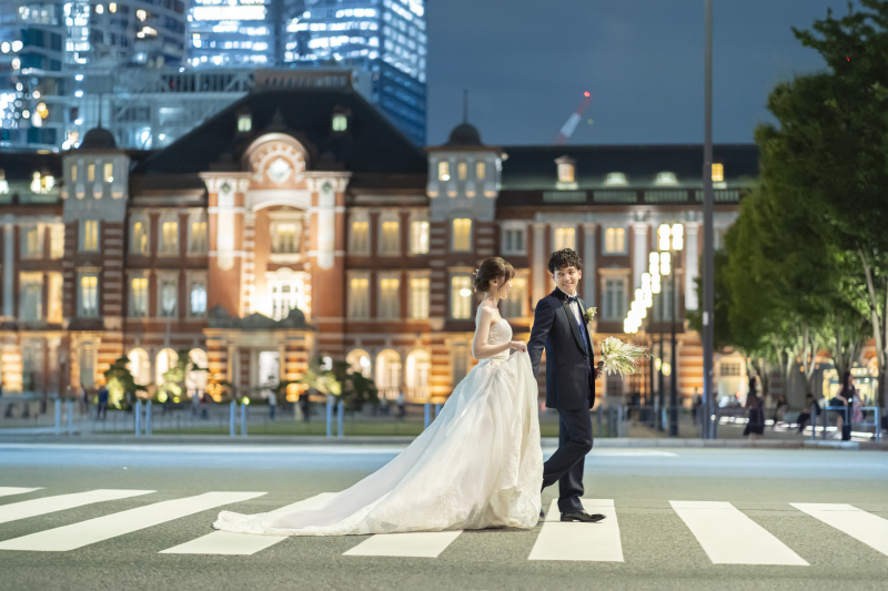 “カラードレス特集”｜自分らしさを引き出す色選びのコツ