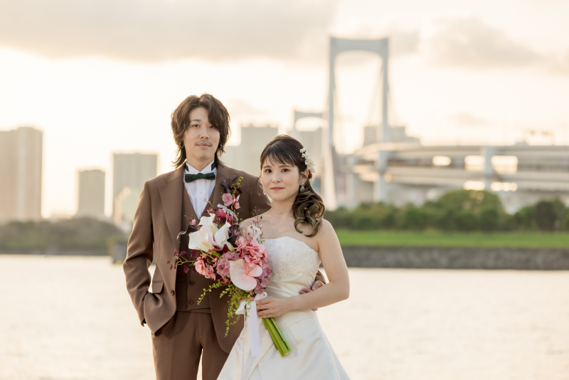 冬のフォトウェディングにぴったり！寒さ対策も叶うドレスコーデ特集｜emorma