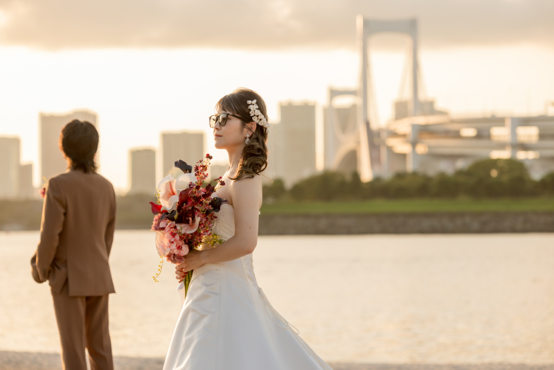 “カラードレス特集”｜自分らしさを引き出す色選びのコツ