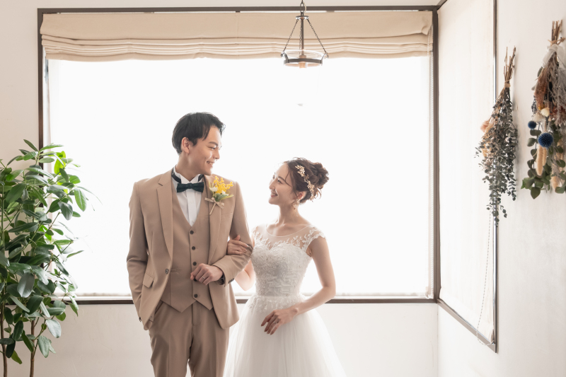 仕上がりで差がつく！フォト婚アルバムのデザインオプション特集【emorma】