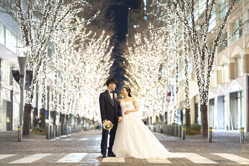 フォトウエディングをもっとおしゃれに!人気の撮影小物BEST5とおすすめ活用テク