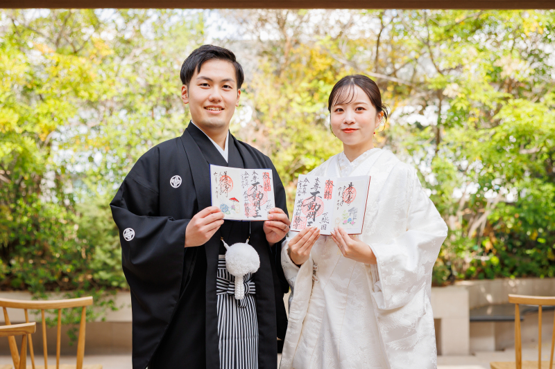 emormaカラードレス付きプランが人気！自分らしさを叶えるフォトウェディング術