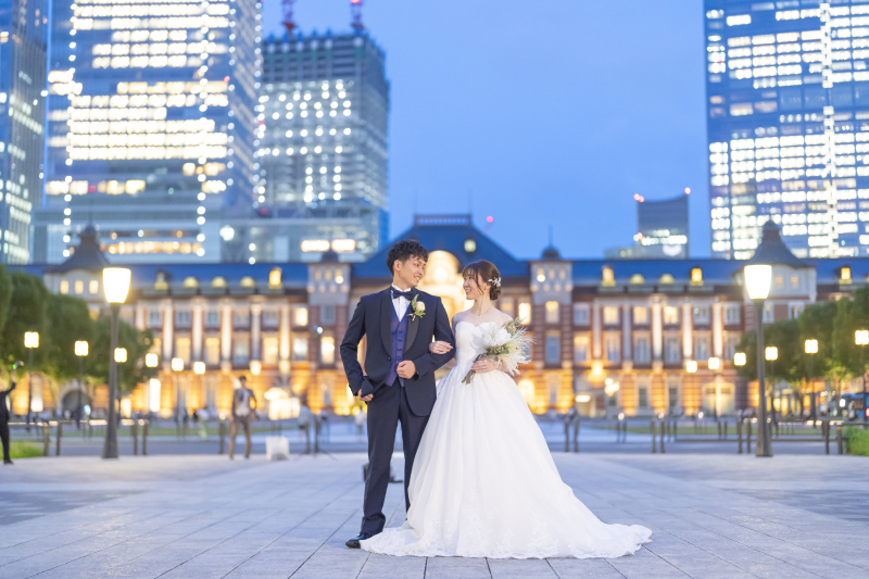 “カラードレス特集”｜自分らしさを引き出す色選びのコツ