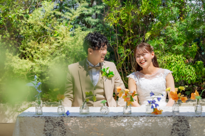 【emorma】フォトウェディングで人気の小物・アイテム活用術