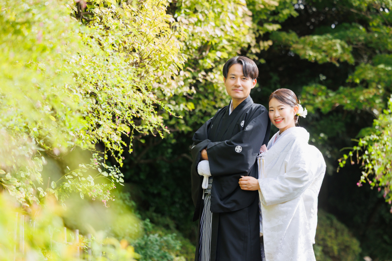 黒ドレスで魅せる大人のフォトウェディング｜シックで洗練された一枚を