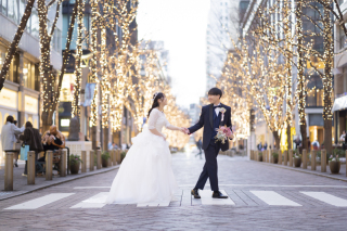 冬のフォトウェディングにぴったり！寒さ対策も叶うドレスコーデ特集｜emorma