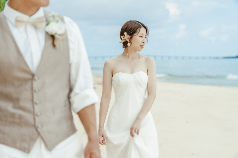 白だけじゃないドレスの魅力♡