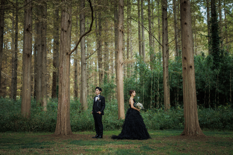 ブラックなのに可愛い♥水元公園で魅せる大人フォトウェディング 