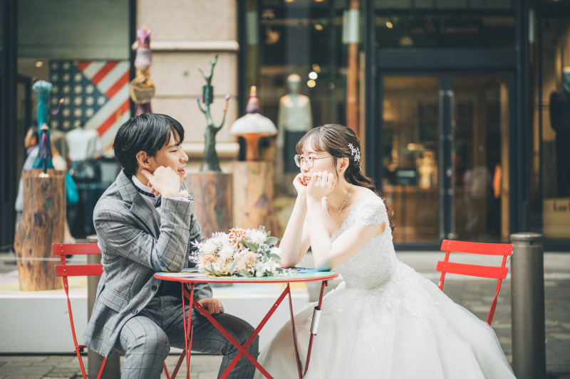 光が引き立てる♡ドレスが魅せる昼と夜の表情