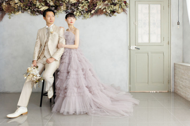 淡色で魅せる大人可愛いドレス*・*:.。.