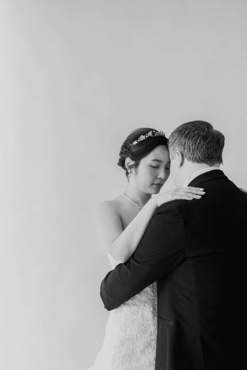 ブラックタキシード &times; マーメイドドレス 　洗練された大人フォトウェディング 