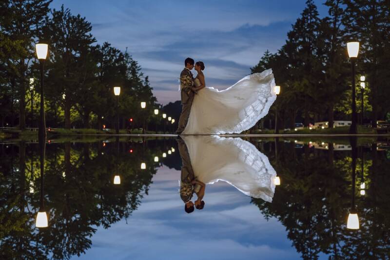 鏡のように映り込む世界★リフレクション加工で特別な1枚に