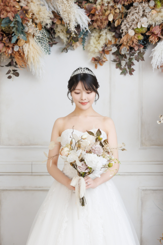  結婚式準備をスムーズに！スタジオ撮影で予定通りサクサク撮影♪