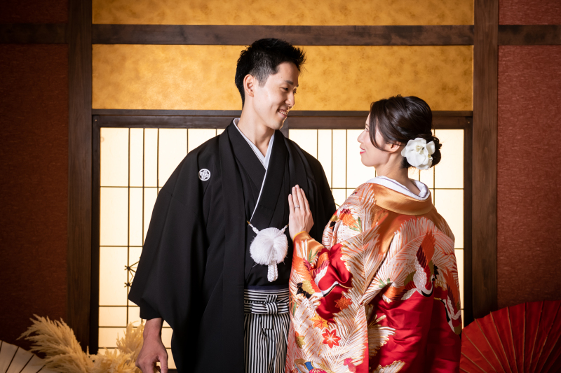 嫁いだ家の色に生まれ変わる「色打掛」