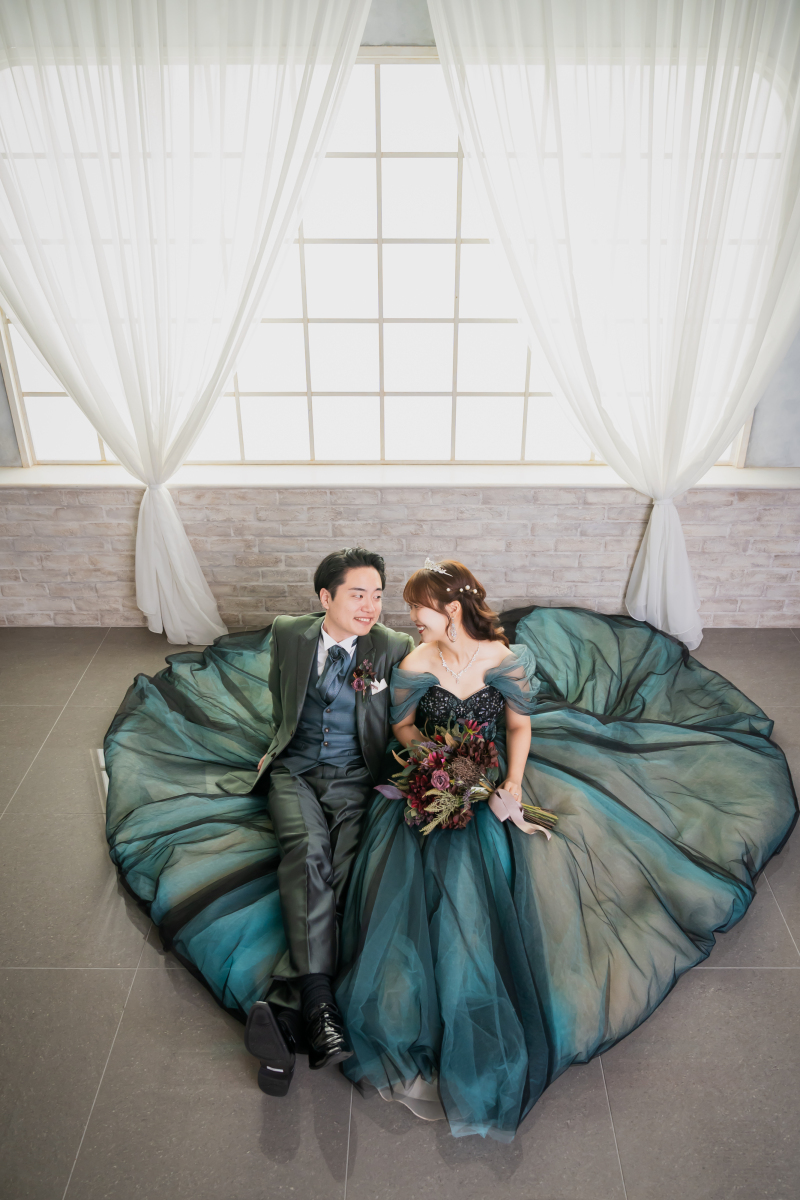 【洋装衣装・カラードレス】クラシカルなあなたへ