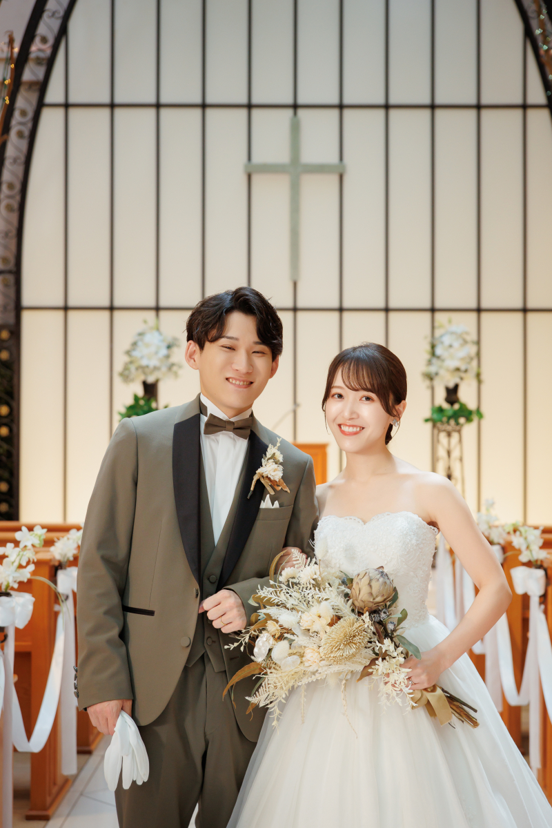 花嫁と花婿のグローブに込められた想い