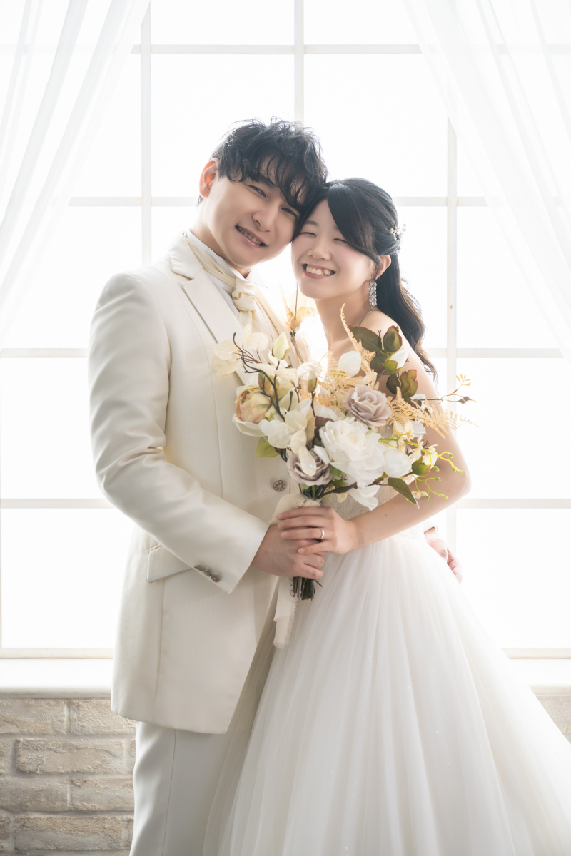 ふんわりホワイトで叶える、キュートなスタジオフォト♡
