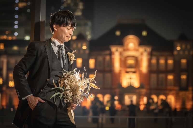 夜景に映えるブラックタキシード★