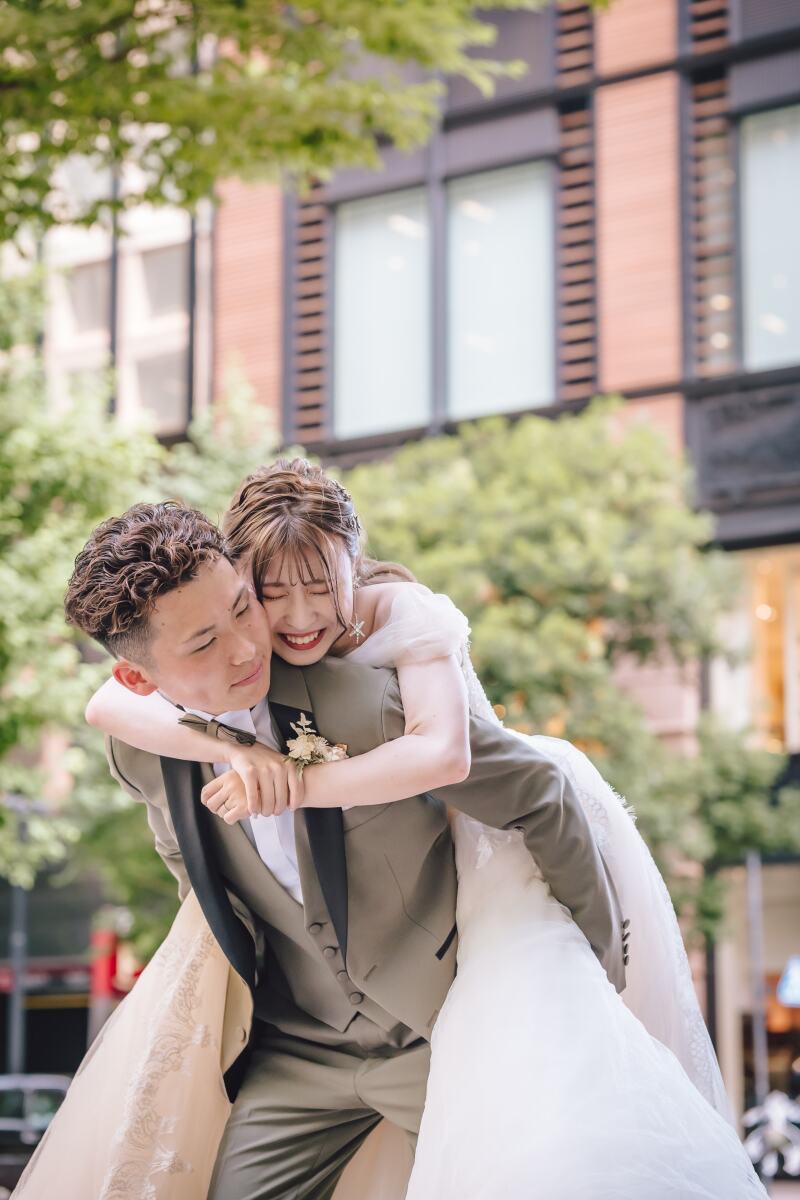 丸の内中通りで叶える★洗練された都会のフォトウェディング