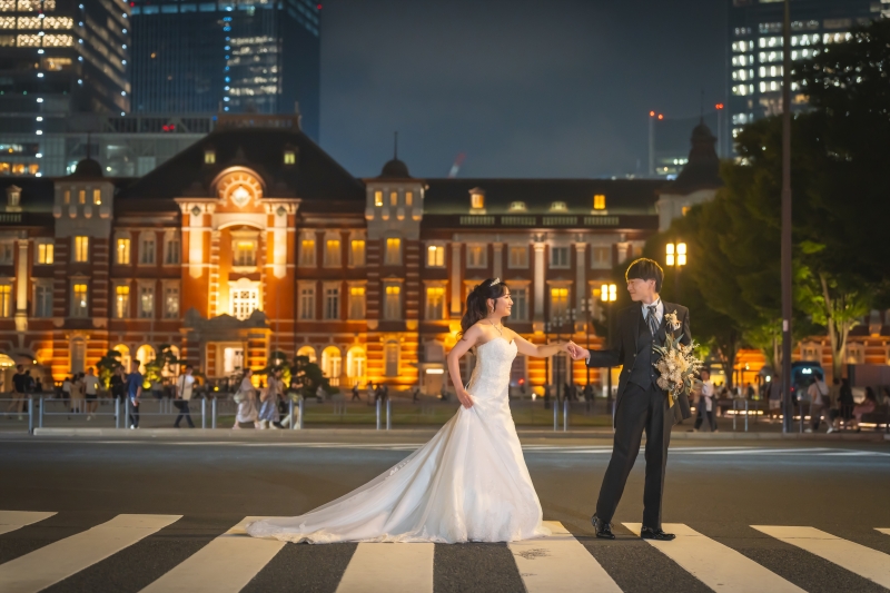 夜景に映えるブラックタキシード★