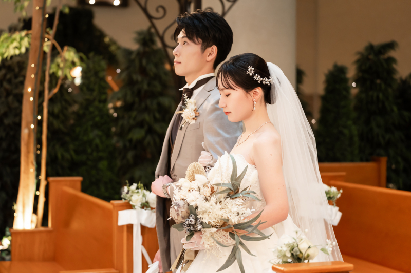 チャペルだから叶う 結婚式のようなウェディングフォト