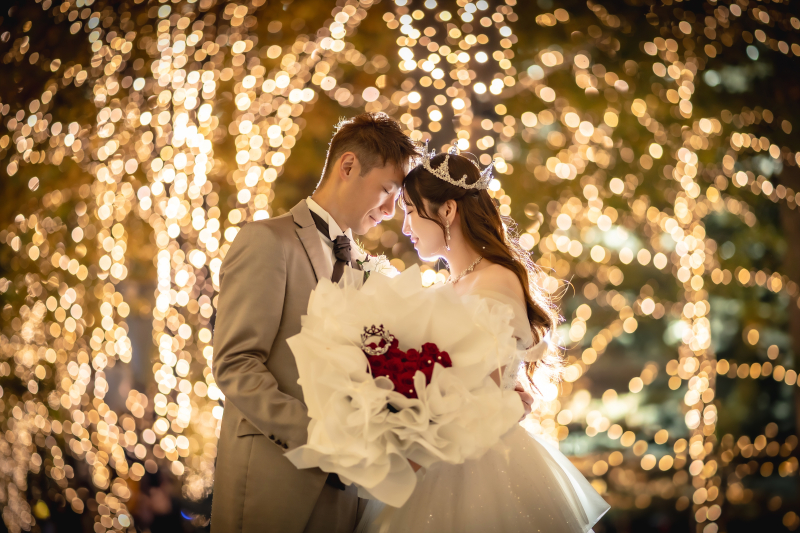都会の輝きに溶け込む冬前撮り。丸の内ロケーション撮影
