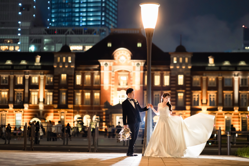 胸元で変わる印象美。ネックラインのおさらい