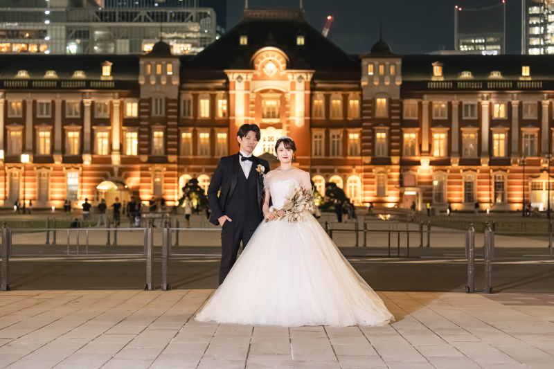 夜景に映えるブラックタキシード★