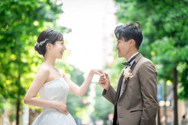 丸の内中通りで叶える★洗練された都会のフォトウェディング