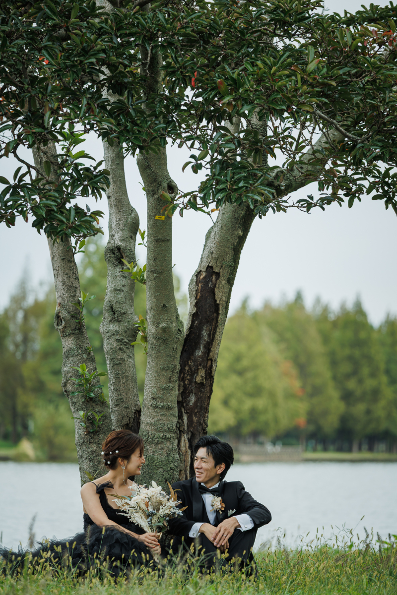 ブラックなのに可愛い♥水元公園で魅せる大人フォトウェディング 