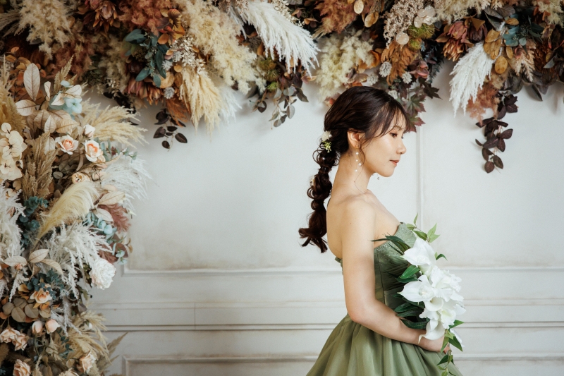 淡色で魅せる大人可愛いドレス*・*:.。.