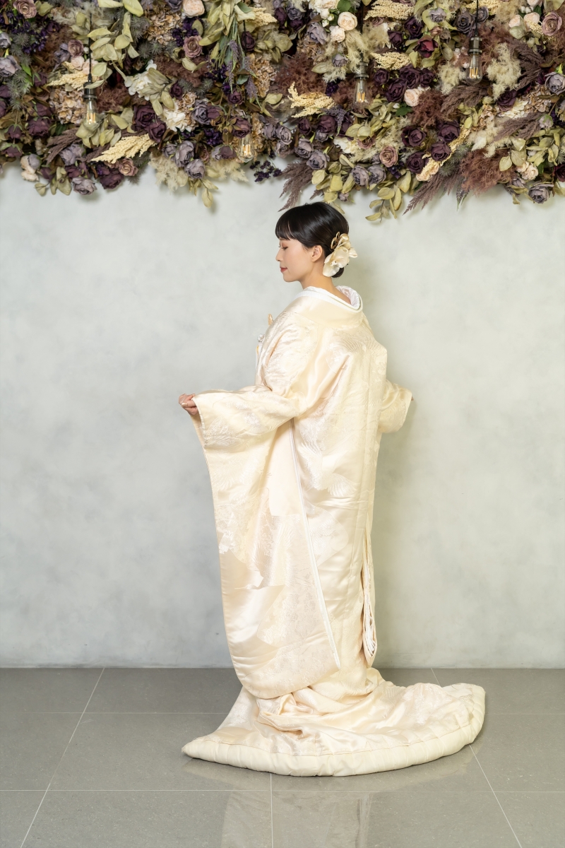 和の美しさをまとう。白無垢スタジオフォト °˖✧✧˖°