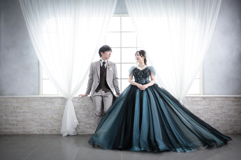 洋装も和装も“着放題”！139,000円で叶える前撮りスタジオプランの魅力