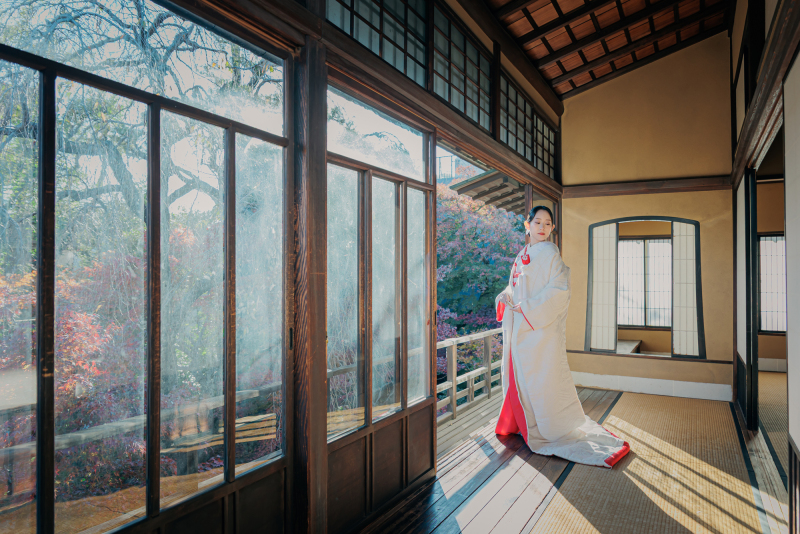 歴史ある邸宅で【安田楠雄邸前撮り】白無垢&色打掛の和装2着プラン・前編