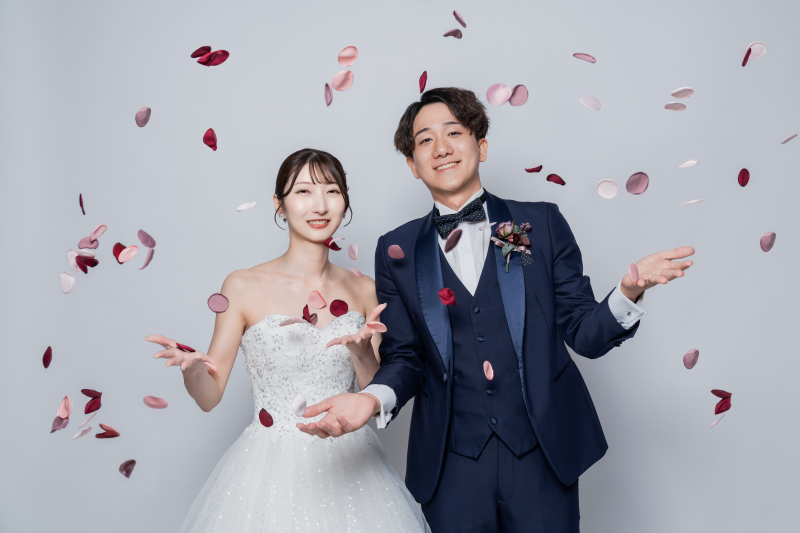【天候の心配不要!】スタジオ内の無地背景の魅力♡