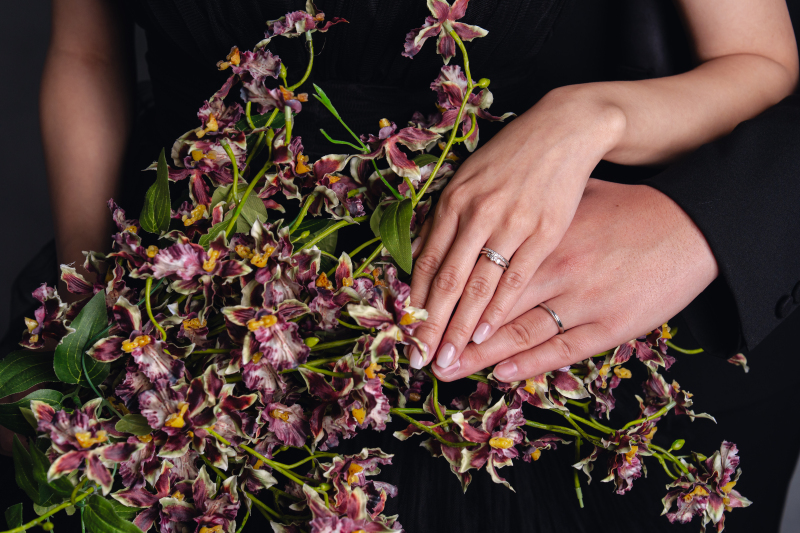 ロケでもスタジオでも映える☆ブラックドレス