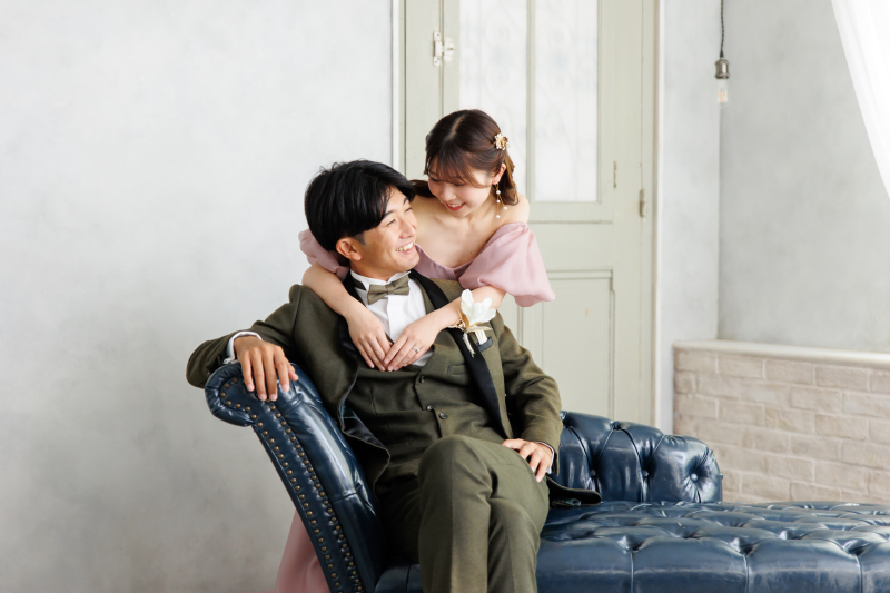 お二人だけの空間で撮影できる洋装スタジオ撮影♡